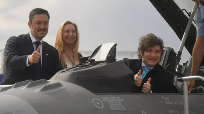 F-16 argentinos: la hazaña patriótica de gastar 33 millones de dólares para seguir dependiendo de Argentina de la logística, el soporte y la política estratégica de Estados Unidos