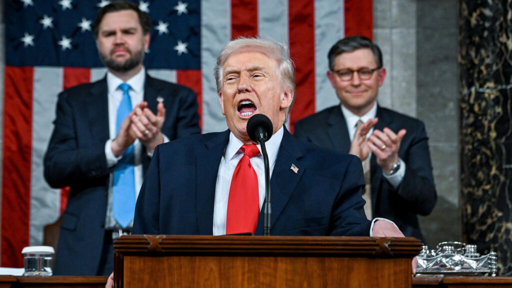Trump amenaza con una «gran oleada» en Irán: los 49 líderes eliminados, el vacío de poder y la promesa de una guerra sin fin