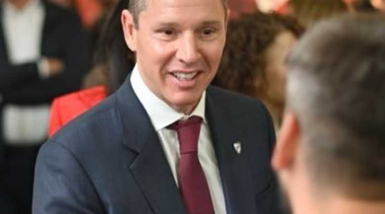 Brito pisa la política: inauguraciones, guiños y señales hacia 2027