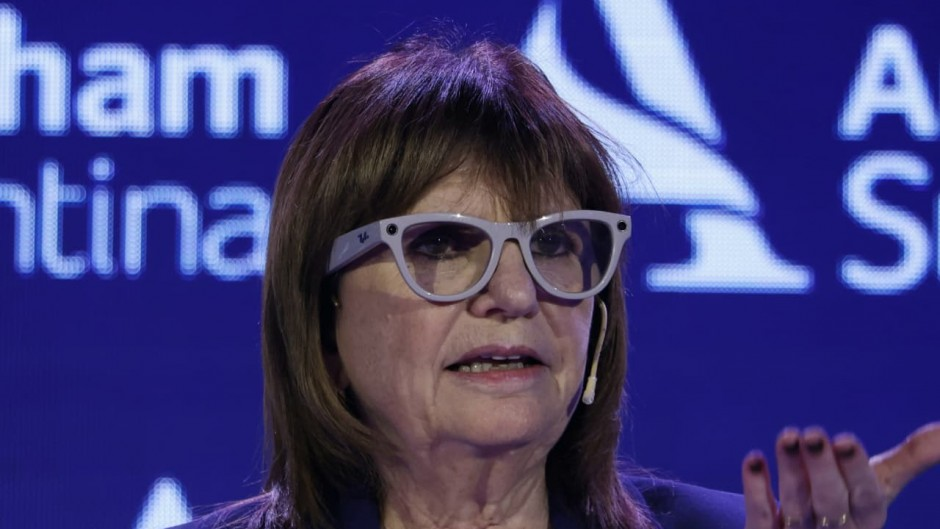 «Basta, no quiero explicar nada»: Bullrich se borra de la defensa a Adorni y la interna explota