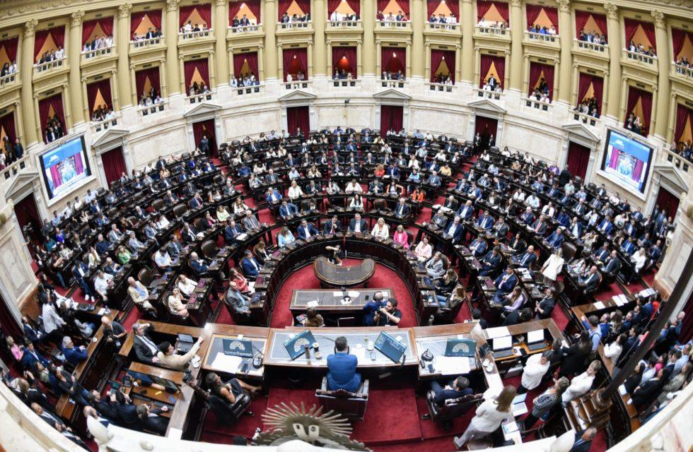 Créditos prohibidos: el Congreso quiere cerrar el grifo a funcionarios