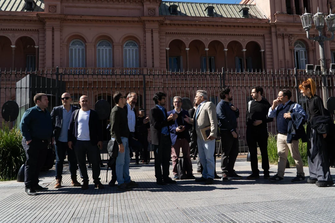 El Gobierno le cerró la puerta a la prensa y ahora la Justicia deberá decidir si la reabre