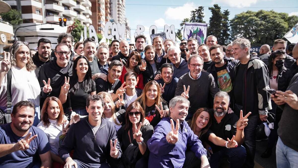 La Cámpora recuperó la llave de los jueces y el peronismo bonaerense evitó partirse en vivo