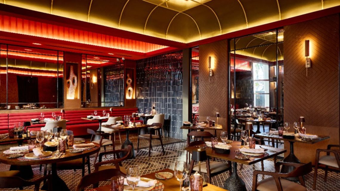 El ajuste también vacía restaurantes: 8 de cada 10 hogares dejaron de salir a comer