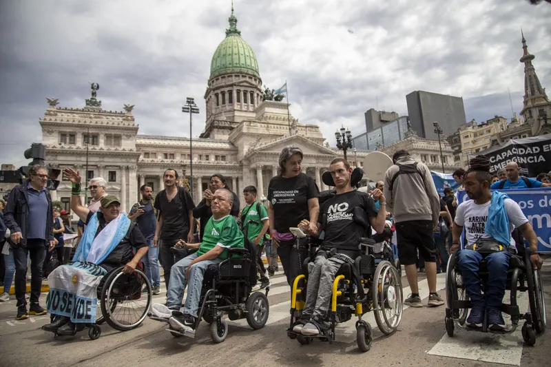 Actualizan aranceles por discapacidad, pero el sistema ya perdió 40% frente a los costos