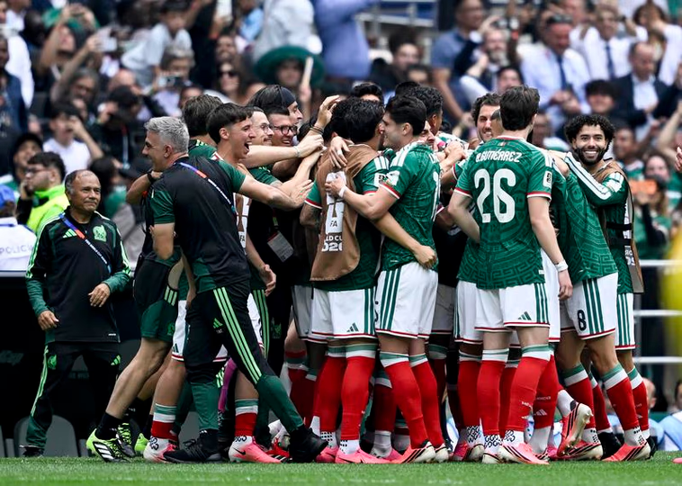 México la sufrió, la gozó y la terminó padeciendo: arrancó el Mundial con un triunfo que fue una montaña rusa