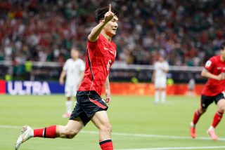 No era el héroe que esperábamos, pero Corea la dio vuelta igual: Chequia pegó primero, Hwang In-beom se puso el equipo al hombro y un suplente con fiebre terminó siendo el ídolo de la noche