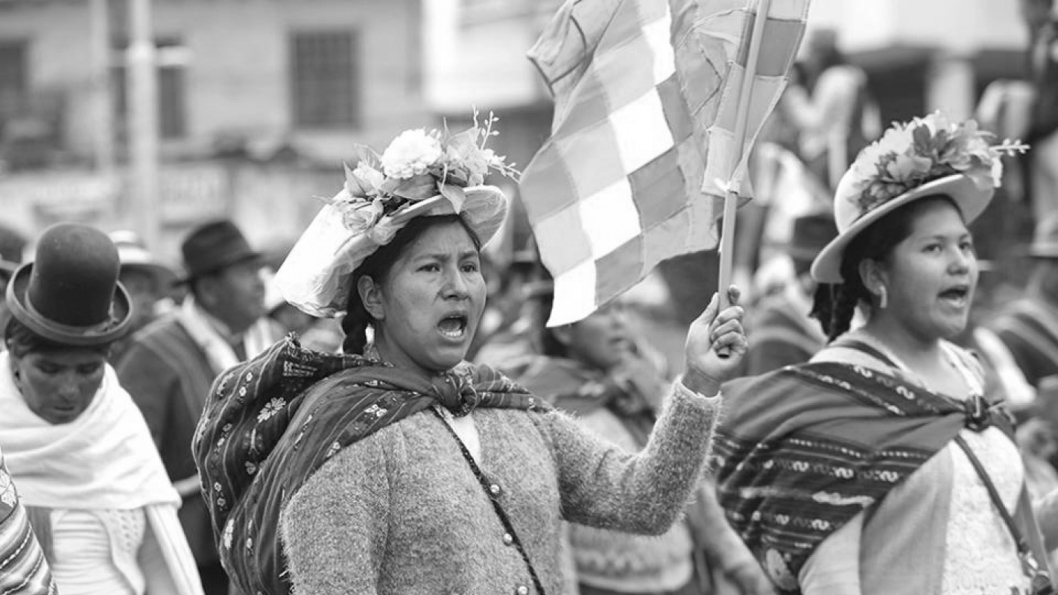Organizaciones feministas e indígenas denuncian represión y piden observadores internacionales en Bolivia