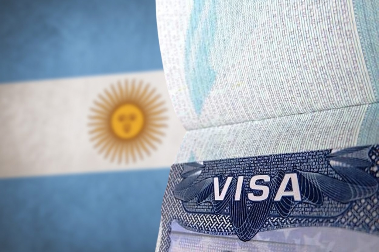 Ni la genuflexión entra sin visa