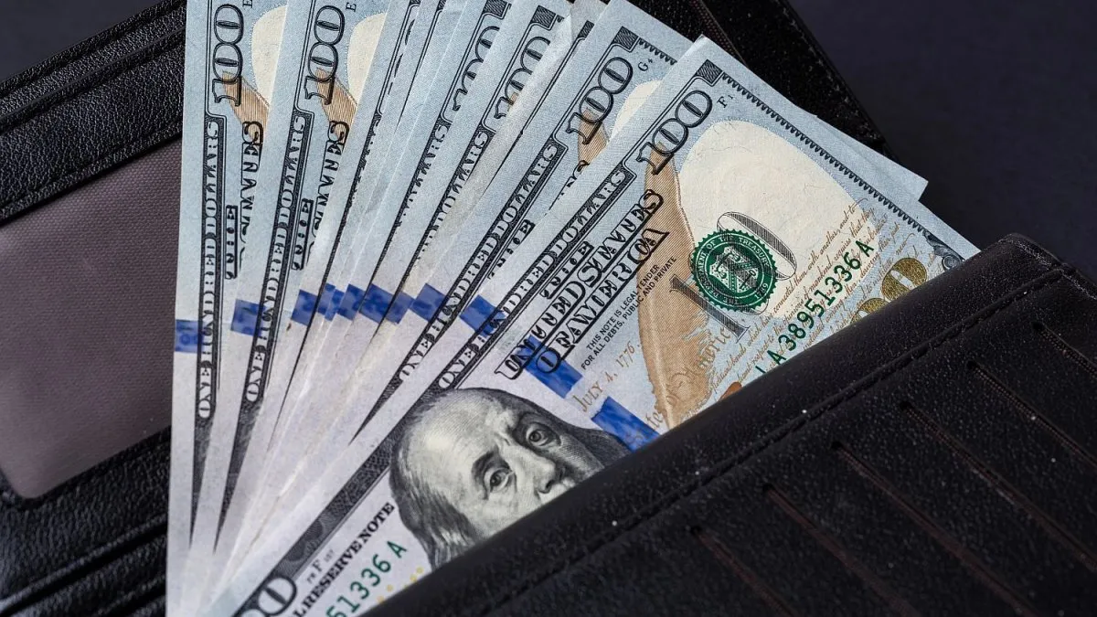 Dólar al alza: el blue superó los $1.500 y crece la presión cambiaria