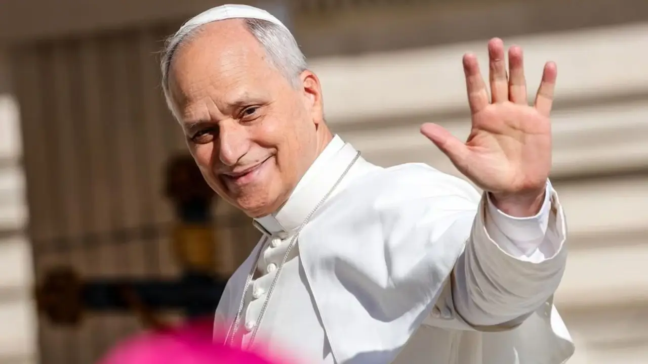 El Papa desafía el mito de la inteligencia artificial neutral: «Cada algoritmo expresa una idea de sociedad»