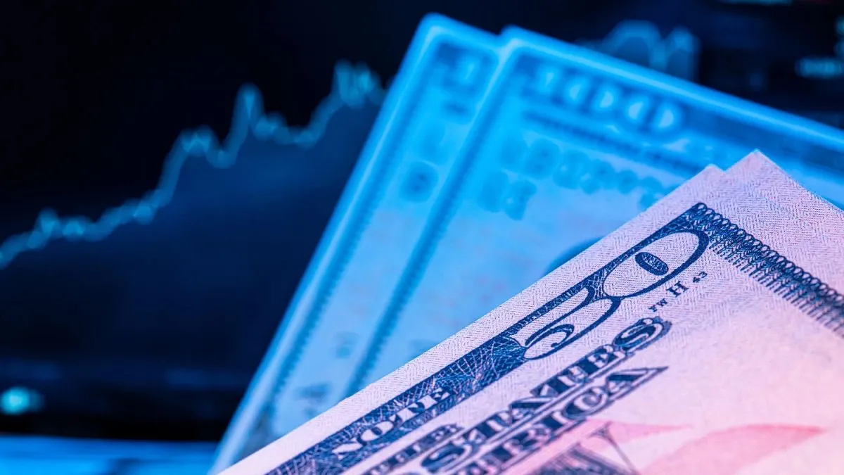 Dólar: el blue se mantiene en $1.510 y el oficial ya llegó a $1.500