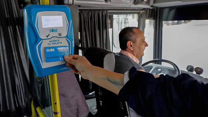 Congelan el descuento de la SUBE: millones de beneficiarios pagarán cada vez más por viajar