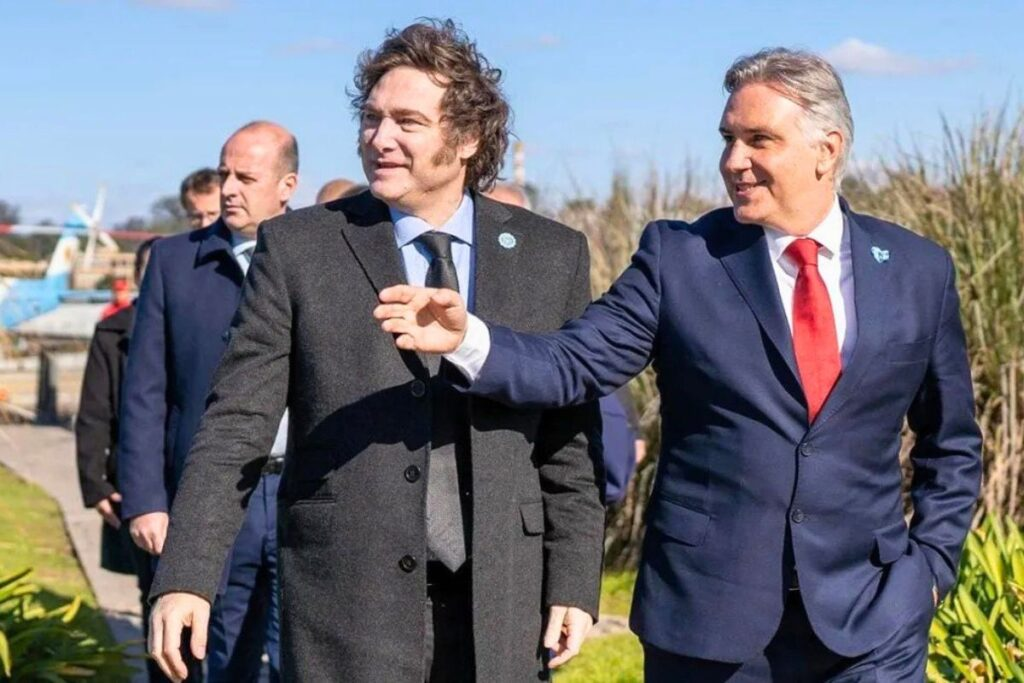Llaryora creó la Jefatura de Gabinete y empoderó a Calvo en medio de las versiones de un acuerdo con Milei