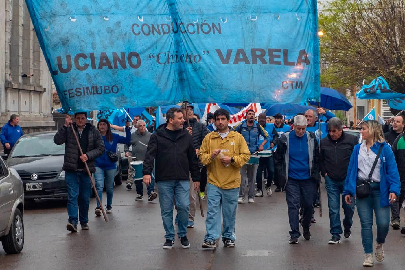 Azul no pudo pagar el aguinaldo y Kicillof salió al rescate con fondos provinciales