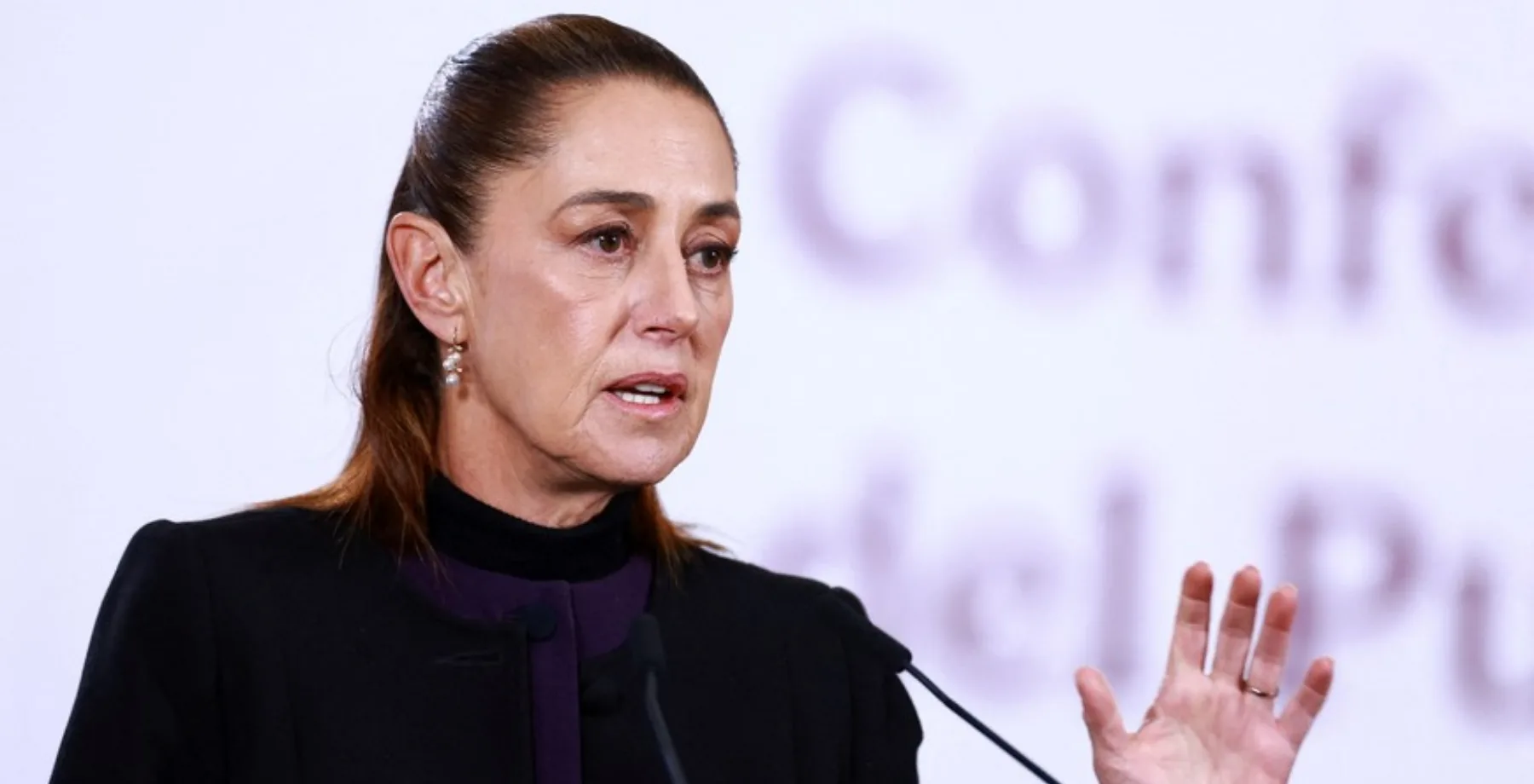 Milei acusó a México de financiar una campaña antiargentina y Sheinbaum lo desmintió