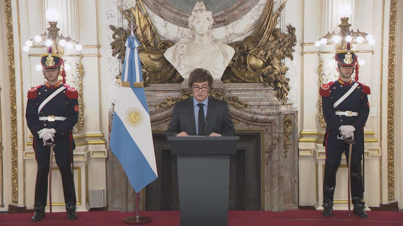 Milei va a cadena nacional para anunciar su reforma del Banco Central