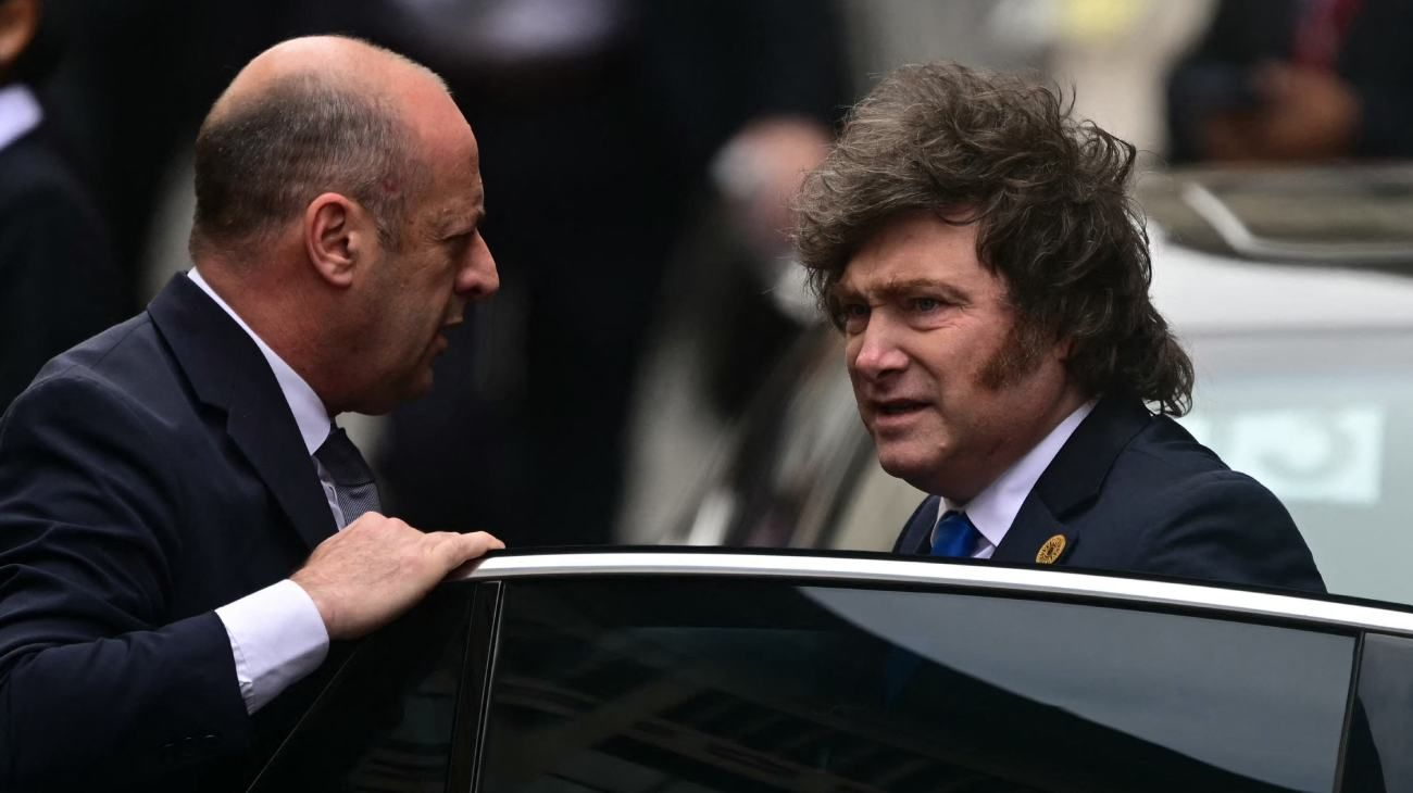 Milei culpó al kirchnerismo por la mora récord, pero desligó al Gobierno de la crisis de los hogares