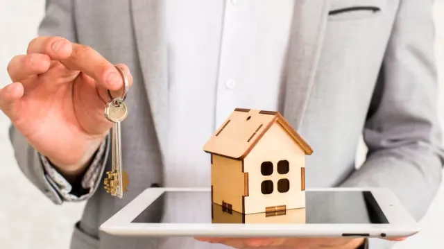 La casa propia vuelve a alejarse: los créditos hipotecarios se derrumbaron 42%