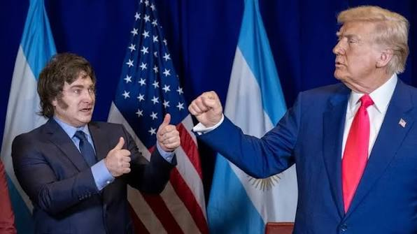 Trump pone las armas, Milei la obediencia y Netanyahu marca la agenda