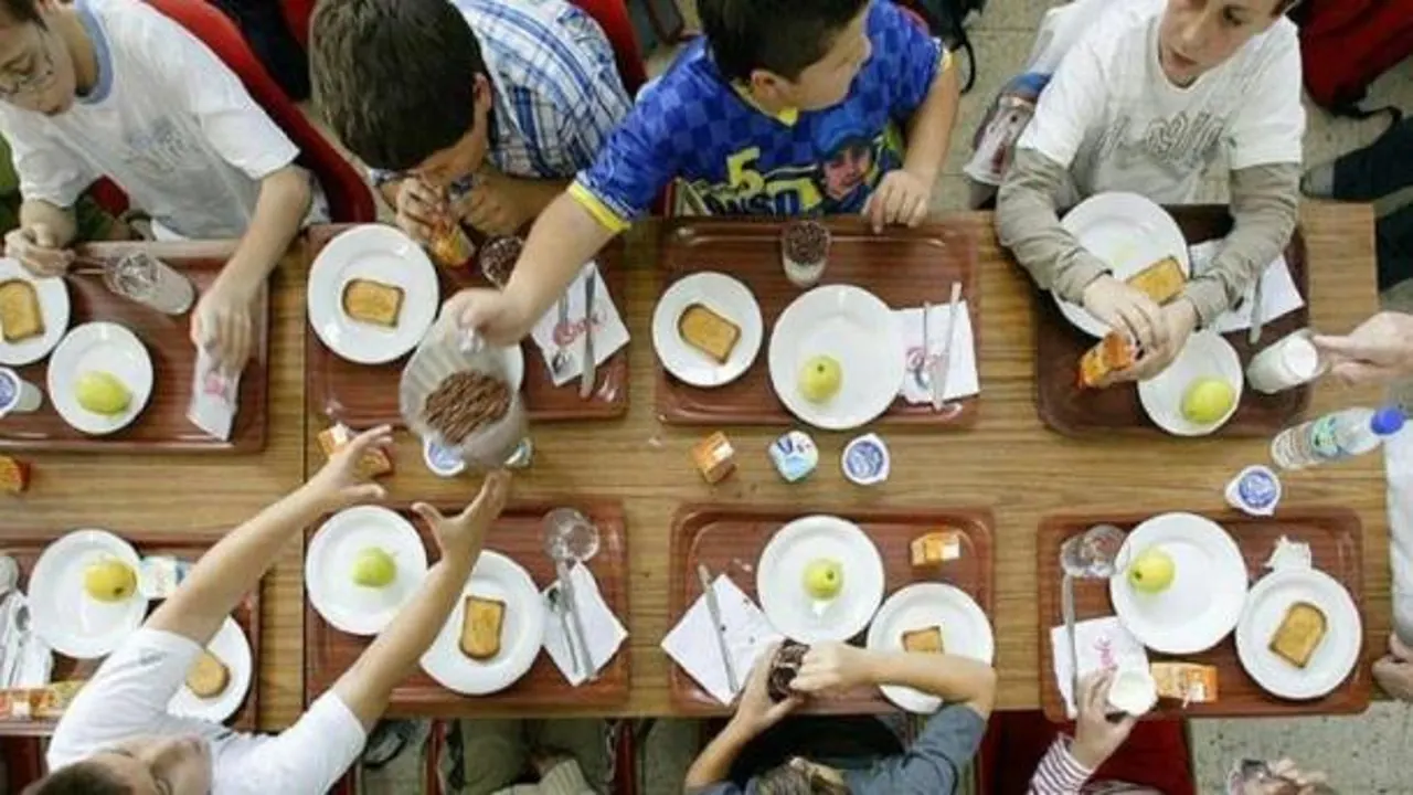 Milei recorta 10% la comida de los comedores mientras vuelve a crecer la pobreza