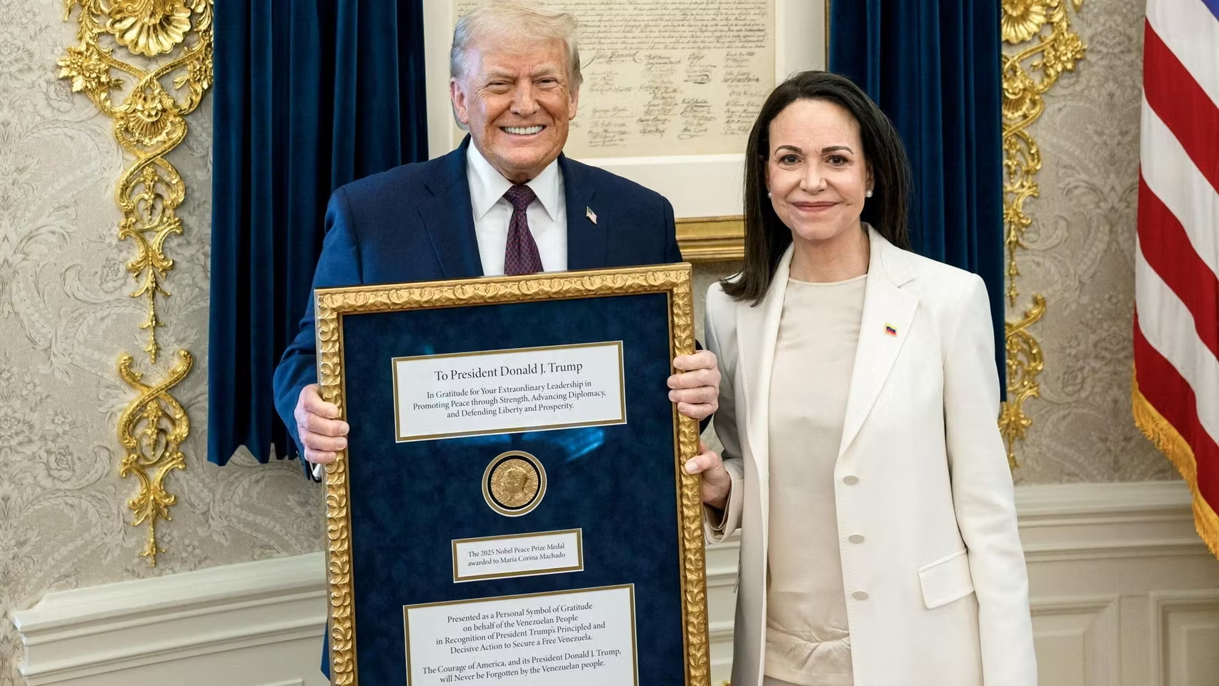 Machado quedó varada: Trump pactó con Delcy y la oposición vuelve a las calles