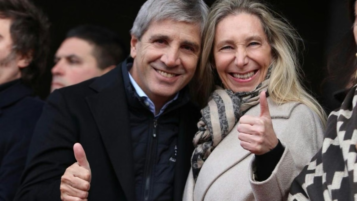 Karina descubrió la política y Javier que tiene hermana