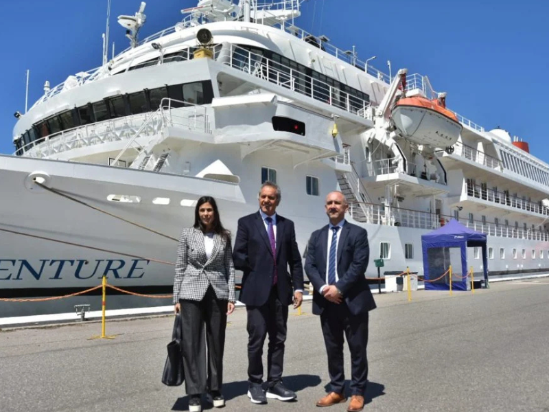 Scioli celebró un crucero que promociona las Malvinas como británicas: un fallo judicial deja al Gobierno ante una contradicción