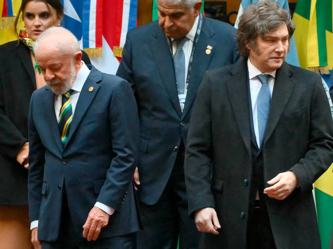 Lula ganó en Brasil y Milei espera que Trump le diga qué carajo opinar: ¡el León se quedó sin amo y sin libreto!