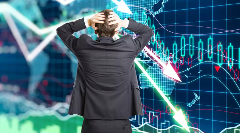 La economía argentina cayó 3,9% en ocho meses y registra uno de sus peores desempeños en tres décadas