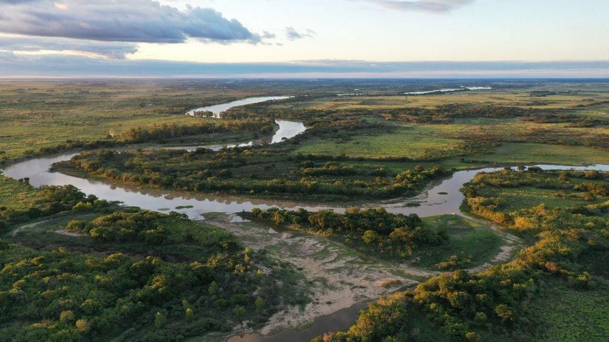 Santa Fe: comunidades indígenas denuncian que Pullaro pone en riesgo tierras ancestrales con el Parque Jaaukanigás