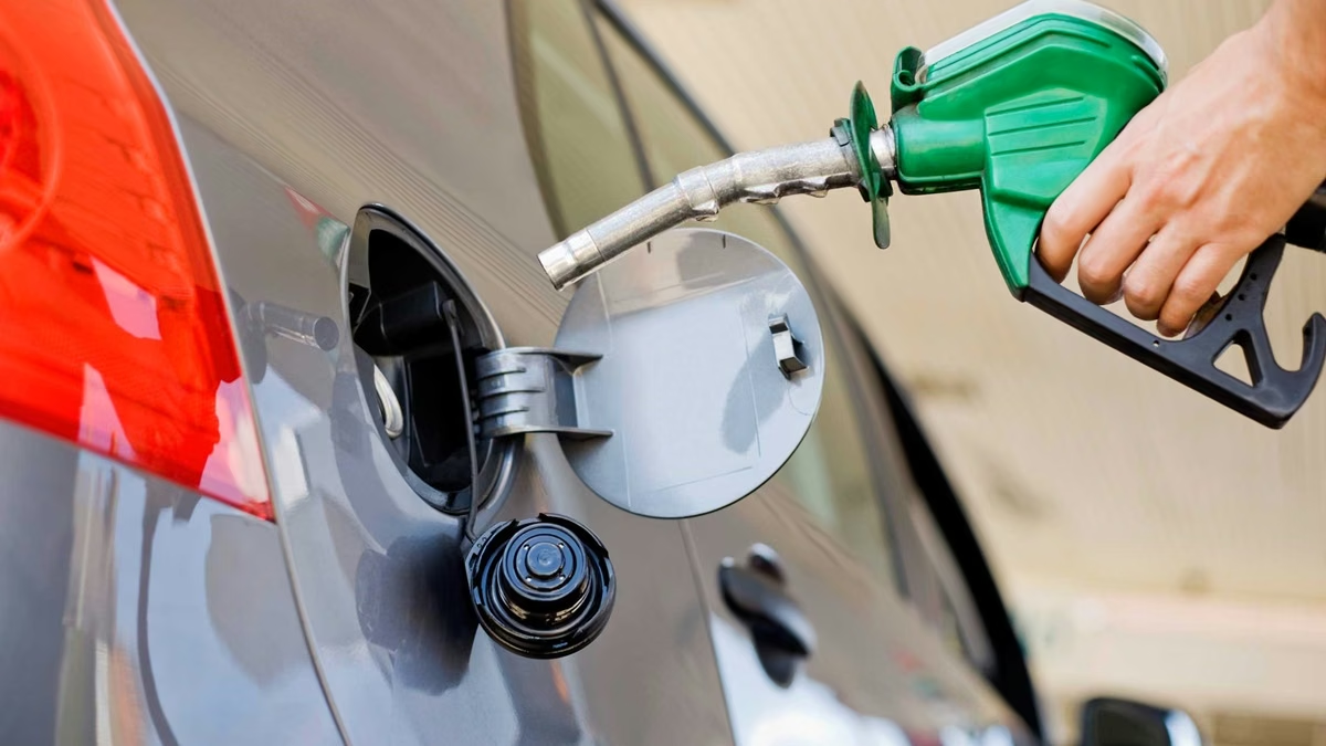 Llenar el tanque ya cuesta hasta $124.650: los precios de la nafta este lunes