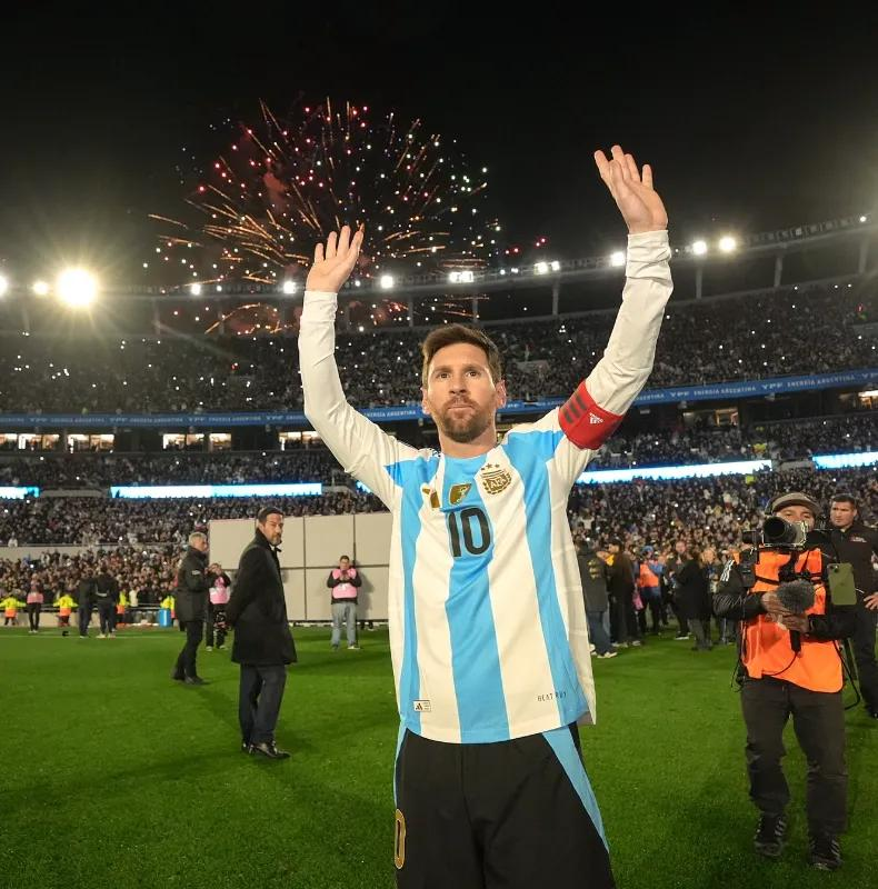 Adiós al 10: Messi cerró 21 años de historia con la Selección argentina